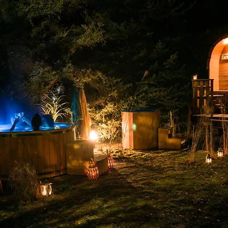 Дом отдыха Oaza W Puszczy Z Sauna, Bania I Jacuzzi *