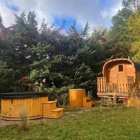 Oaza W Puszczy Z Sauną, Banią I Jacuzzi Dom wakacyjny *